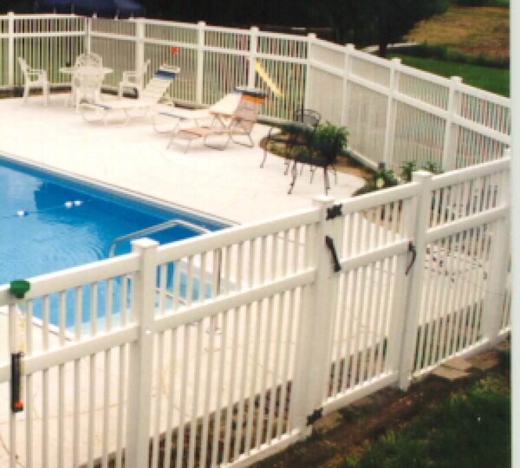 AFC Grand Island - Vinyl Fencing, Pool Style Picket with 3 rails 583