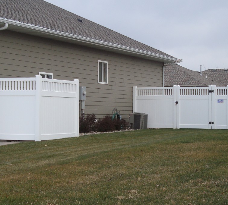 AFC Grand Island - Vinyl Fencing, Privacy with Picket Accent
